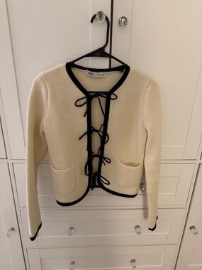 Zara Cream Knit Cardigan with Black Trim and Ties